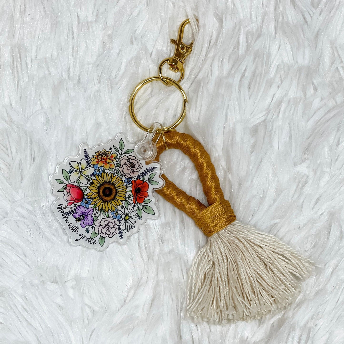 Macrame Acrylic Keychain, Flower Keychain, Bloom Keychain, Florals